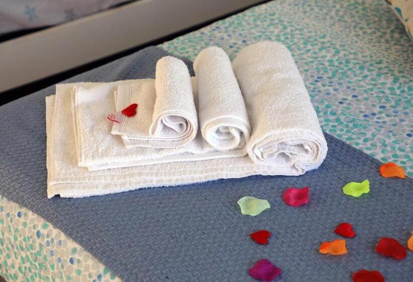 پانسیون Casa Privata Relax Piazza Maria Anania Vico N4