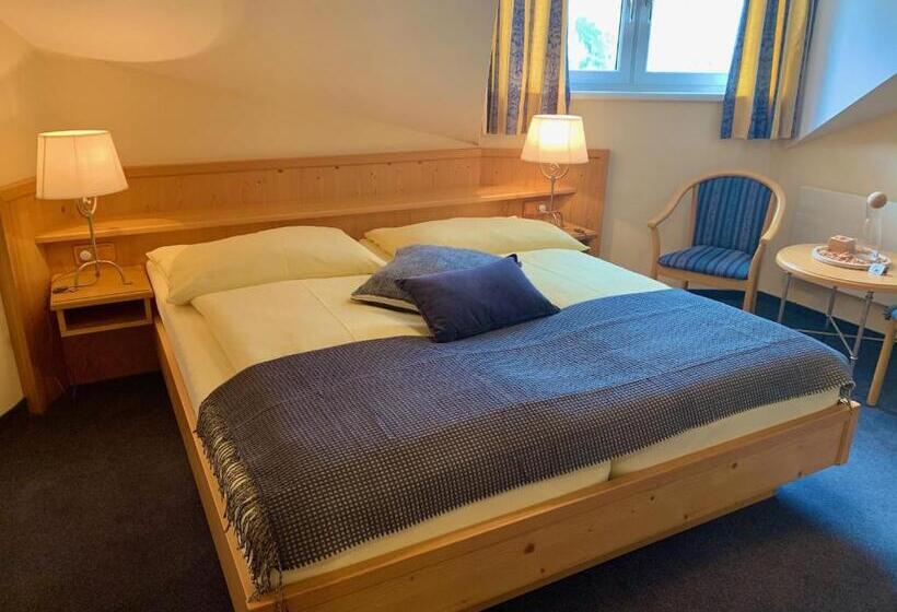 פנסיון Kornbranntgut Hieflau