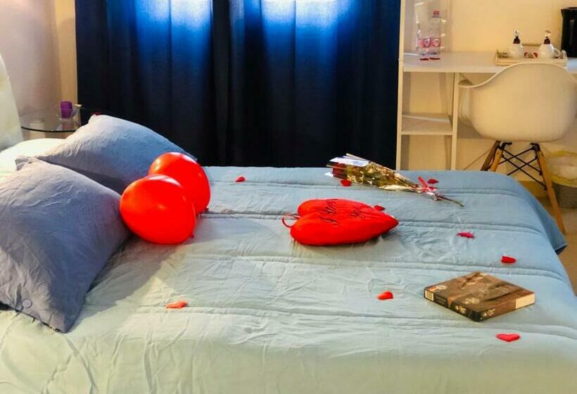 פנסיון Les Chambres De Françoise Guest House