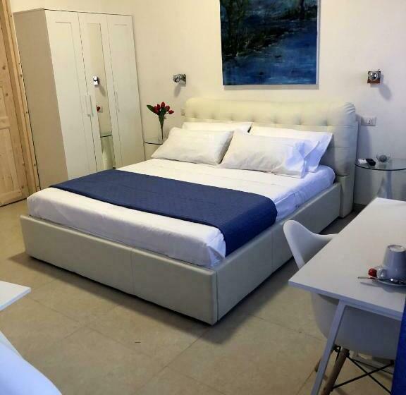 פנסיון Les Chambres De Françoise Guest House