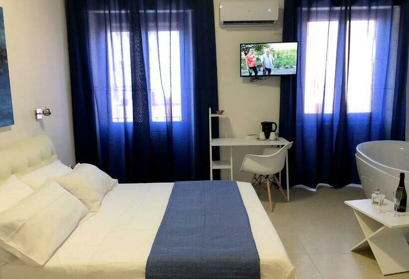 פנסיון Les Chambres De Françoise Guest House