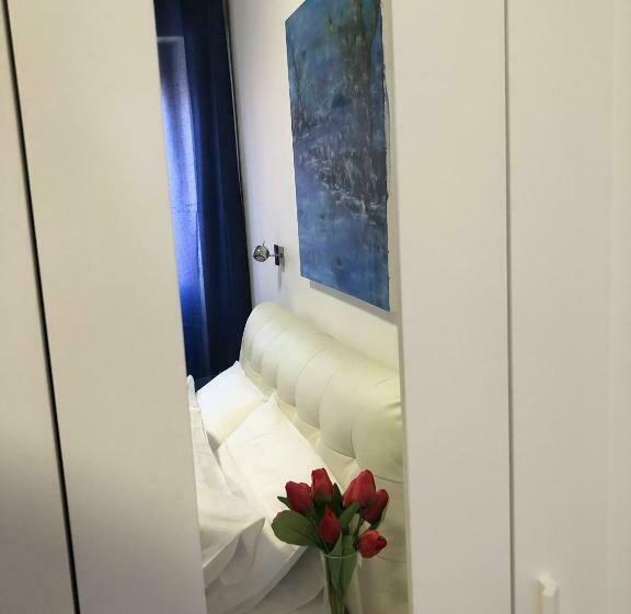 פנסיון Les Chambres De Françoise Guest House