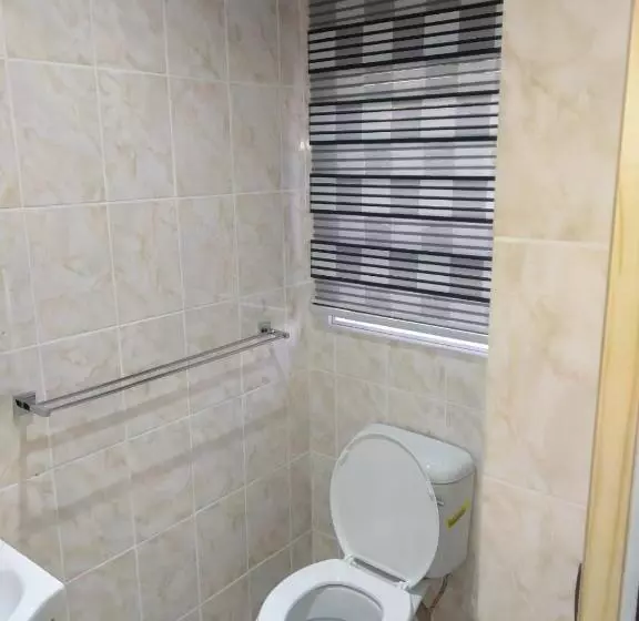 پانسیون Lpm Guests