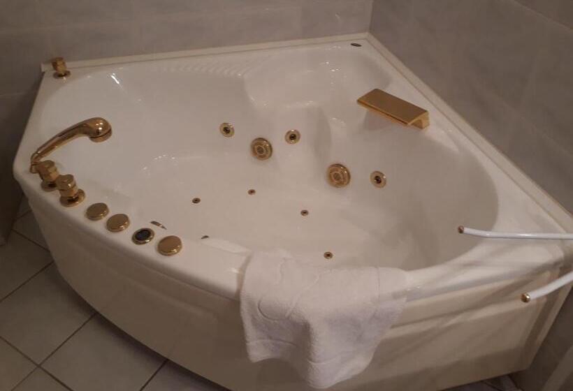 ペンション Piac Utcai Apartman 2