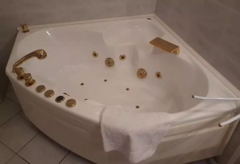 Majatalo Piac Utcai Apartman 2