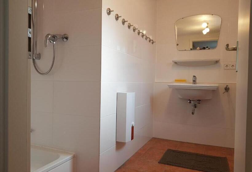 بنسيون Zimmervermietung St.wendel