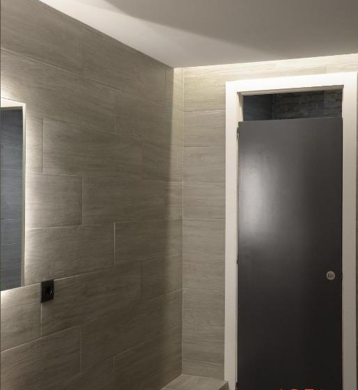 تختخواب و صبحانه Art&flats Hostel