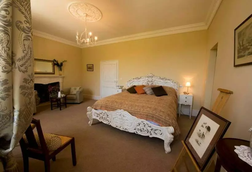 ベッドアンドブレックファースト Château De Valette