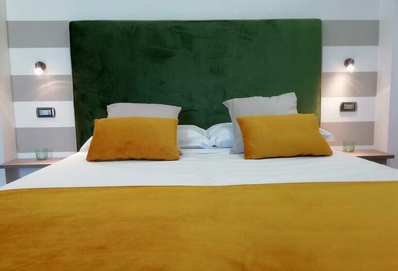 פנסיון Esse House