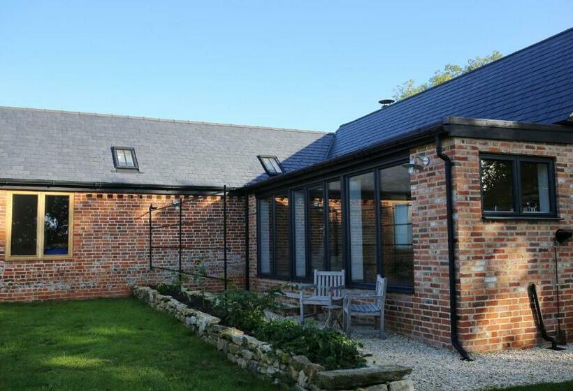 膳宿费 Hedges House