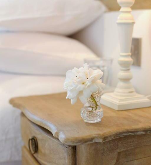 膳宿费 Hedges House