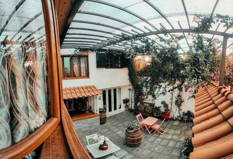 Pensjonat Hostal Mago