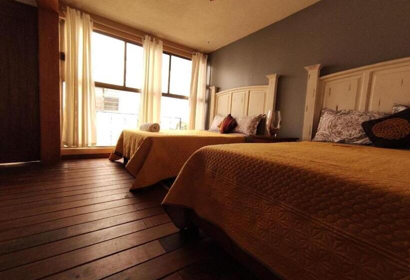 Pensjonat Hostal Mago