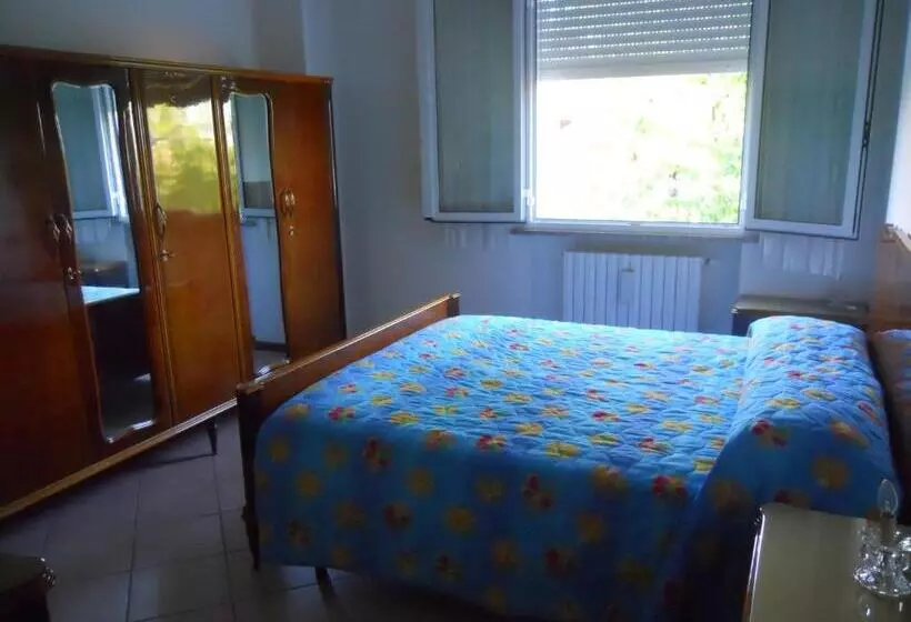 B&b L Uva Fragolina