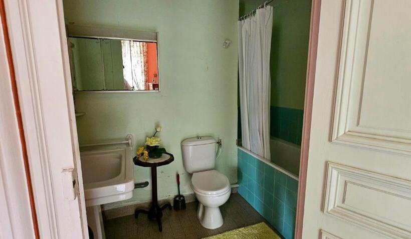 צימר Château De Montpatey