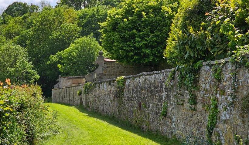 צימר Château De Montpatey