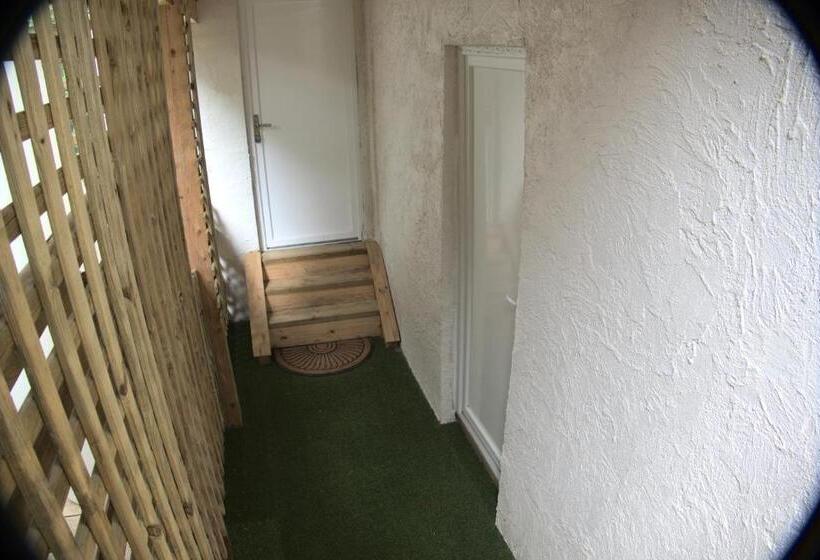 تختخواب و صبحانه Villa Les Quatre Vents