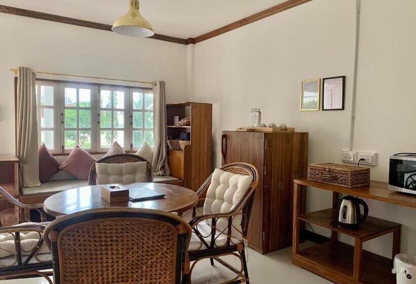 בית מלון כפרי Funwan