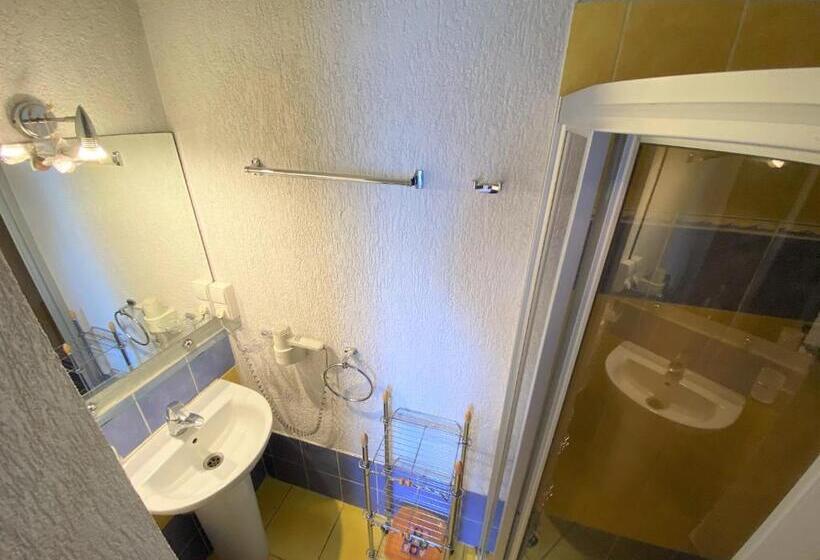 پانسیون K8 5 Apartments