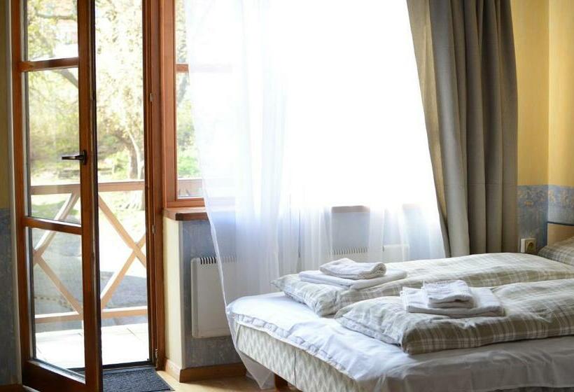 پانسیون K8 5 Apartments