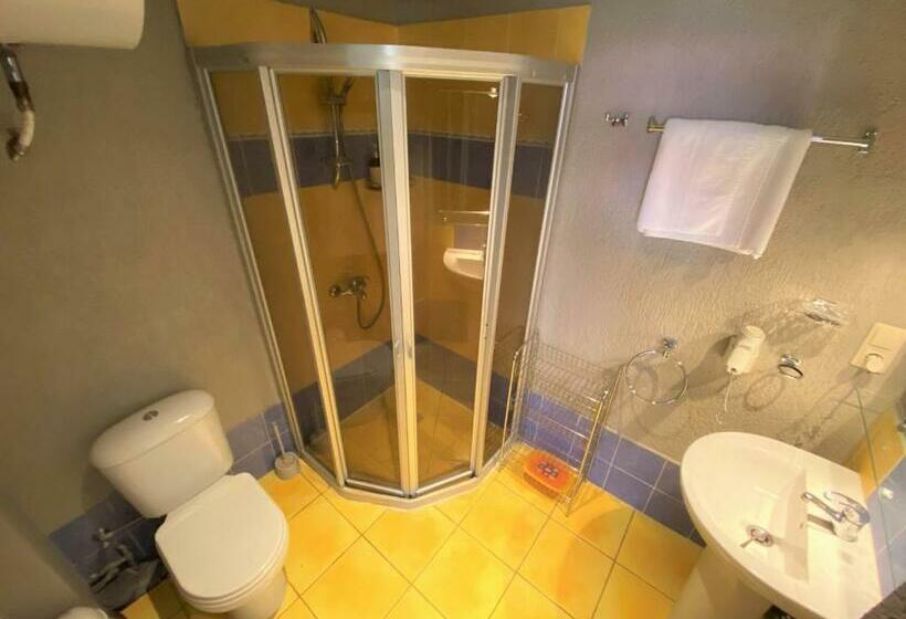 پانسیون K8 5 Apartments