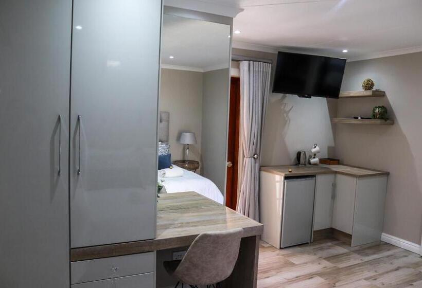 פנסיון Stonehill Villa