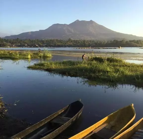 ペンション The Villa S Kubu Sandan