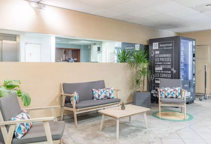 Appart City Classic Nice Acropolis