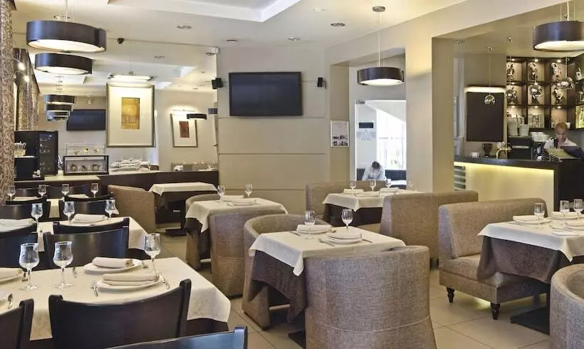 호텔 Centre Avanta