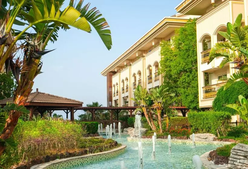 Отель Diamond Excellence Resort & Spa