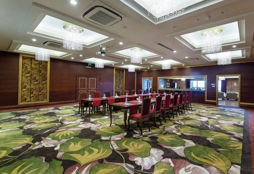 Отель Diamond Excellence Resort & Spa