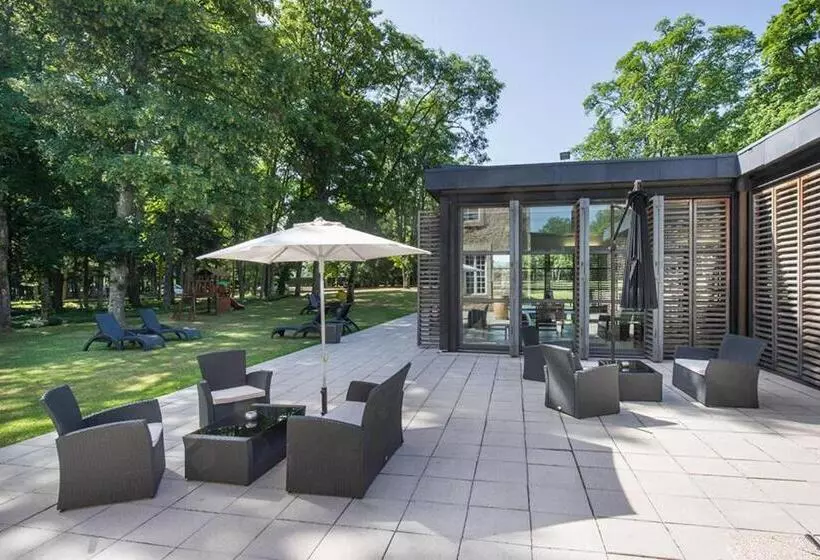 Отель Domaine De Barres