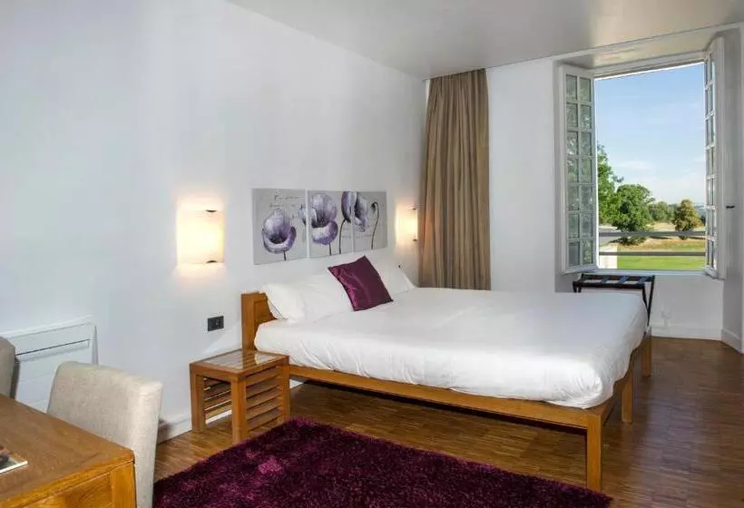 Отель Domaine De Barres