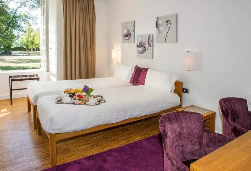 Отель Domaine De Barres