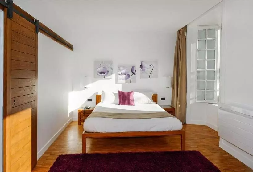 Отель Domaine De Barres