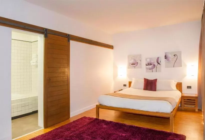 Отель Domaine De Barres