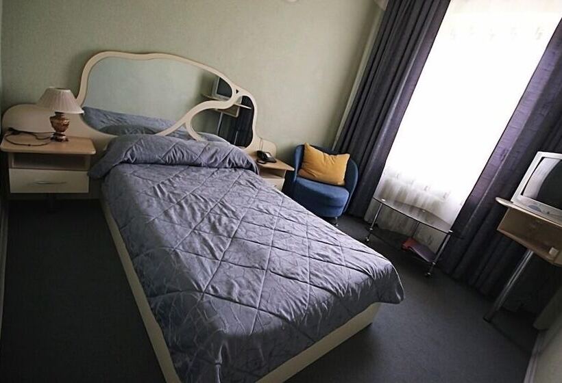 בית מלון כפרי Germes 27