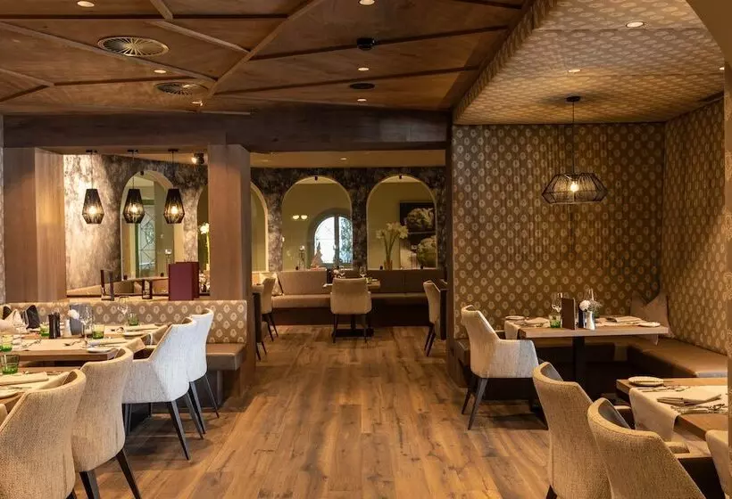 Отель Seespitz Seefeld Superior