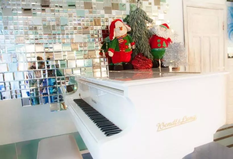 Отель Snegurochka