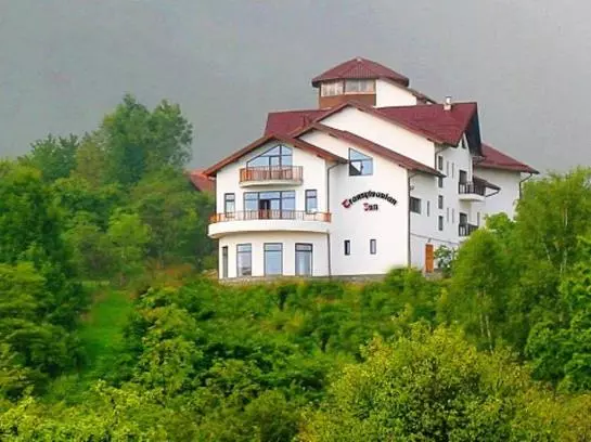 Hotel Transylvanian Inn