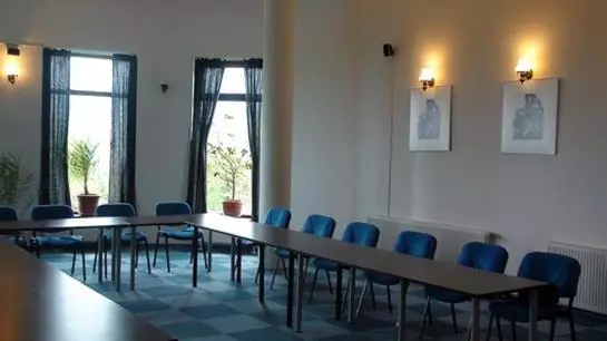 Hotel Transylvanian Inn