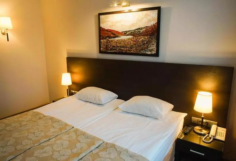 هتل Vitapark Poliana