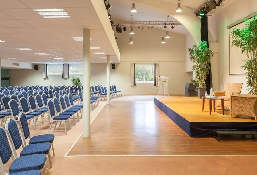 渡假胜地  Village Pierre & Vacances Normandy Garden