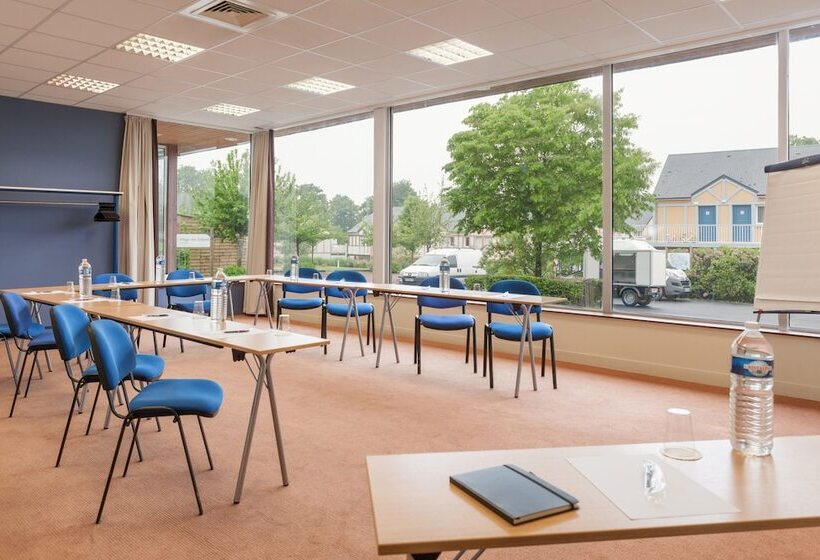 Курорт Village Pierre & Vacances Normandy Garden