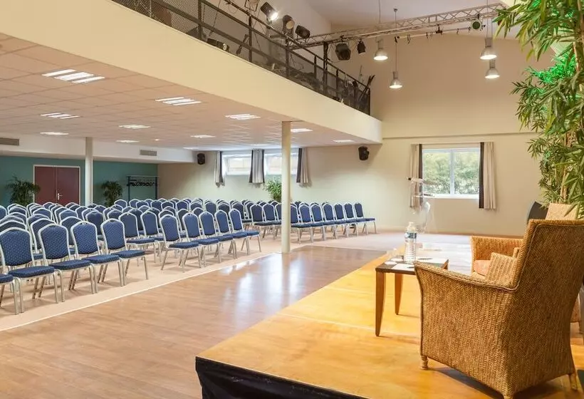 渡假胜地  Village Pierre & Vacances Normandy Garden