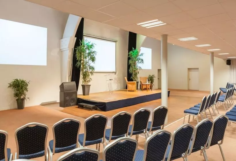 渡假胜地  Village Pierre & Vacances Normandy Garden