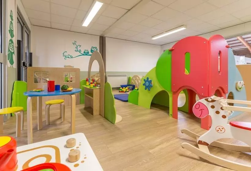 渡假胜地  Village Pierre & Vacances Normandy Garden