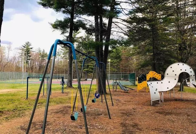 Attitash Mountain Village Studio   Slope View   Ski   Newly Renovated