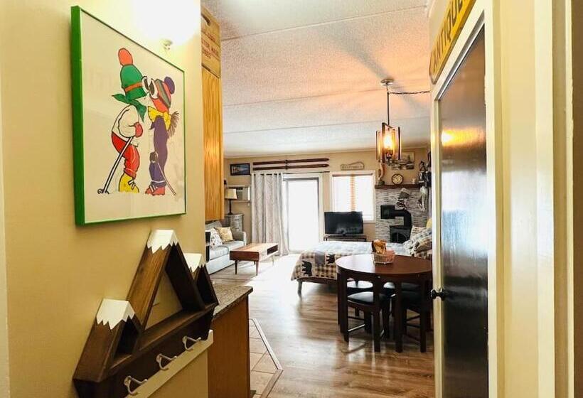 Attitash Mountain Village Studio   Slope View   Ski   Newly Renovated