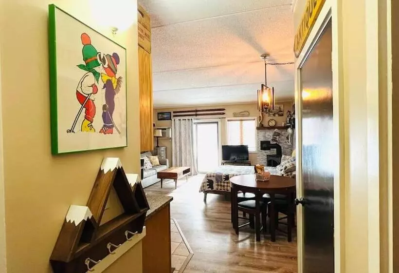 Attitash Mountain Village Studio   Slope View   Ski   Newly Renovated